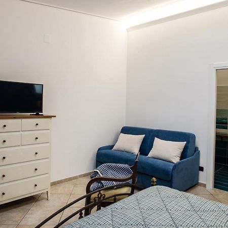 كاستيلاّماري دي ستا Ohana Bed And Breakfast المظهر الخارجي الصورة