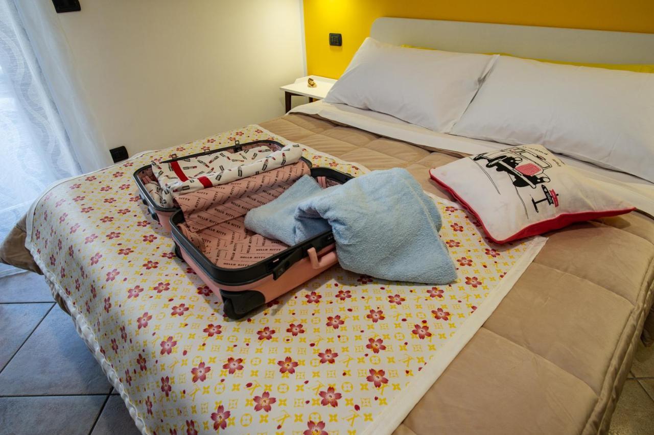 كاستيلاّماري دي ستا Ohana Bed And Breakfast المظهر الخارجي الصورة
